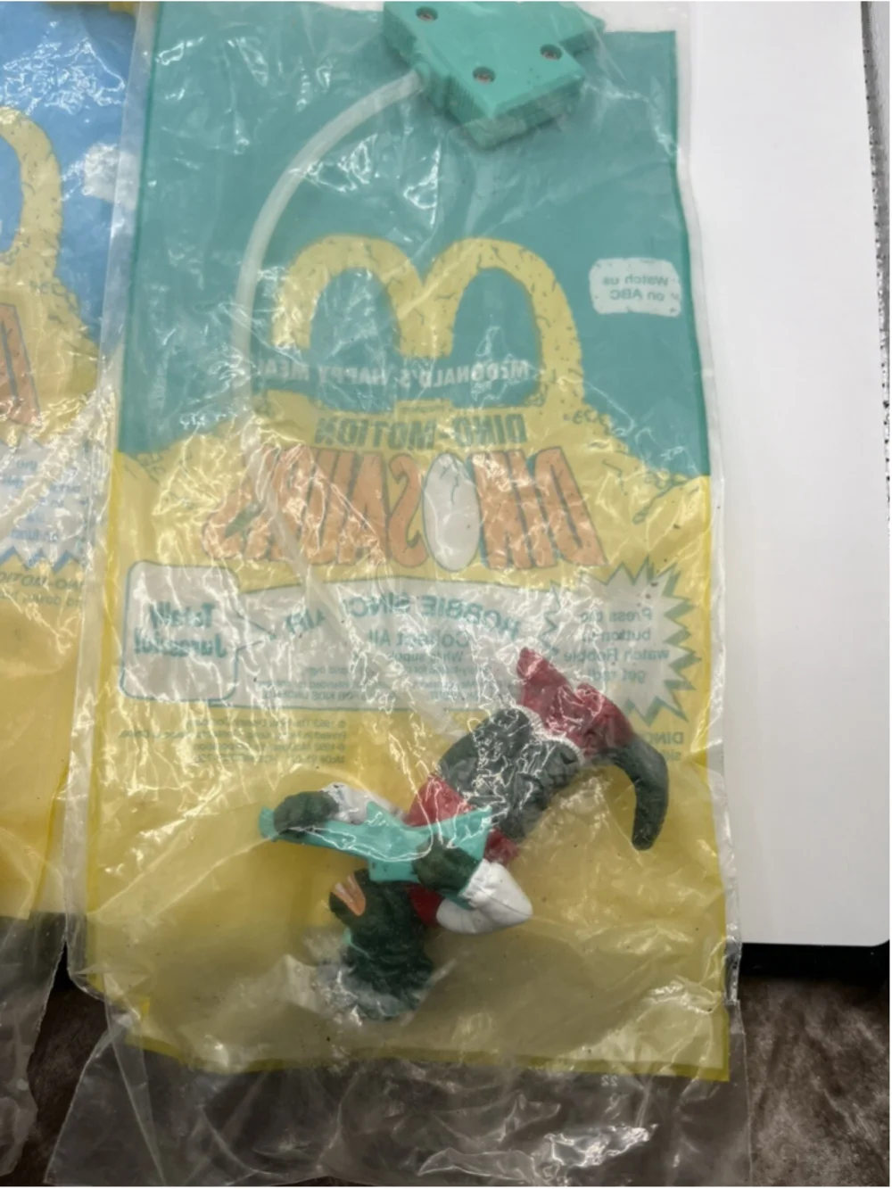McDONALD’S HAPPY MEAL TOY – 2 DINOSAURS - MIP EARL &ROBBIE SNICLAIR 1992 VTG